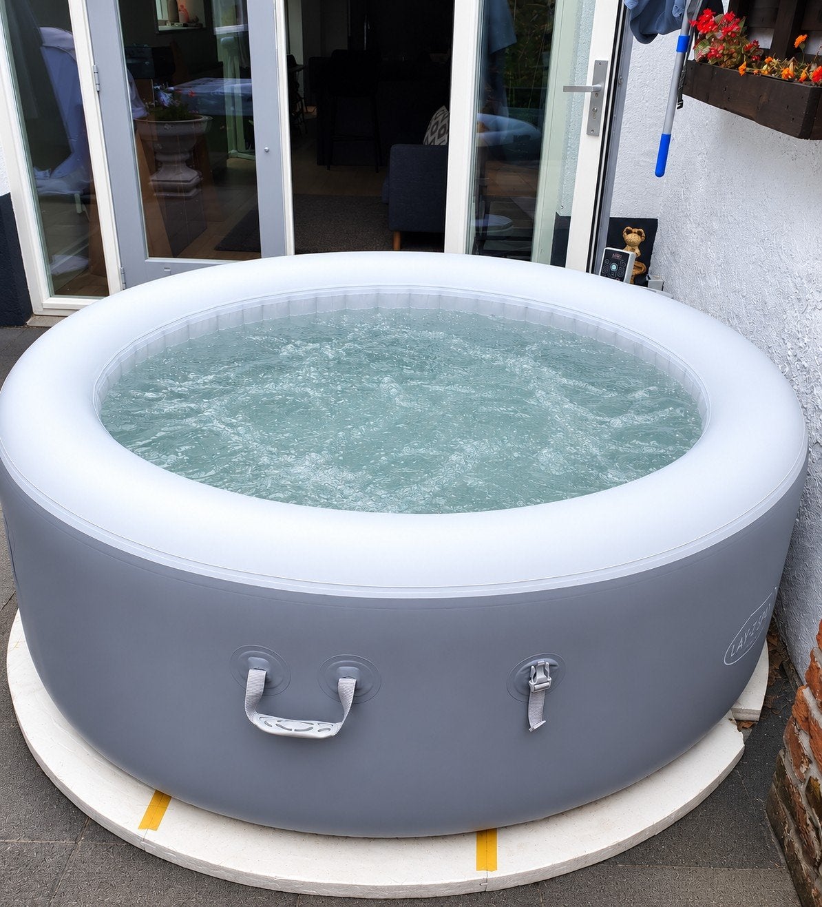 Bestway Lay-Z Spa St. Lucia 2-3 personen Ø170cm, Tuin en Terras, Bubbelbaden en Hottubs, Ophalen, Zo goed als nieuw, Afdekzeil
