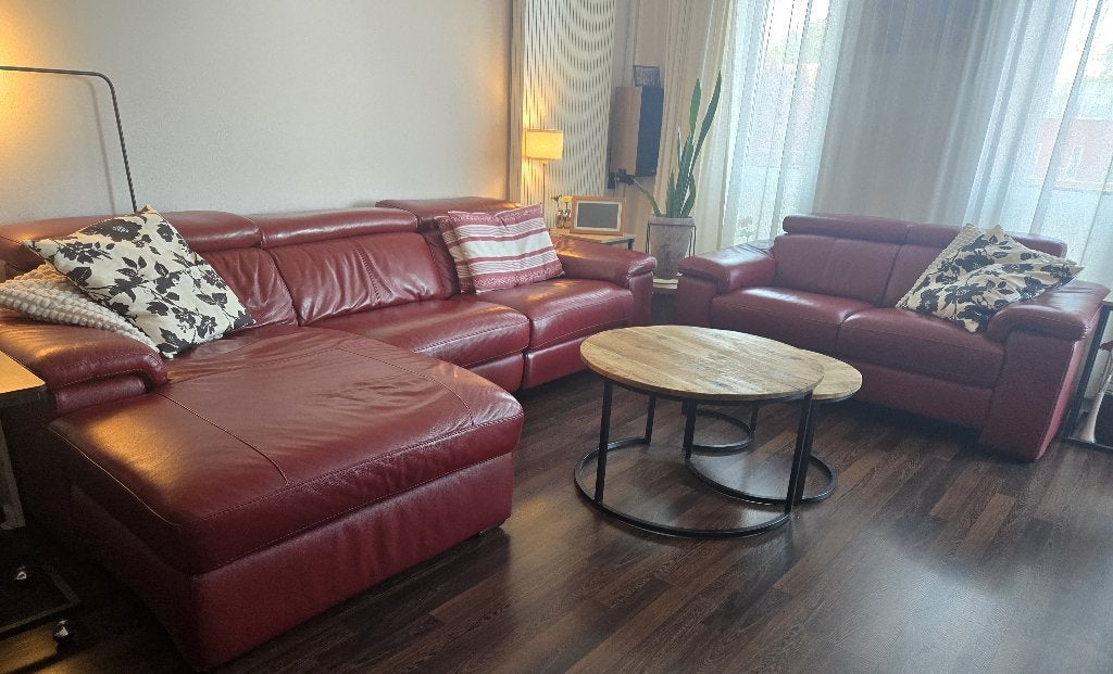 Leren bankstel donkerrood + lounge + relaxfunctie, Huis en Inrichting, Banken | Bankstellen, Gebruikt, Rechte bank, Overige maten