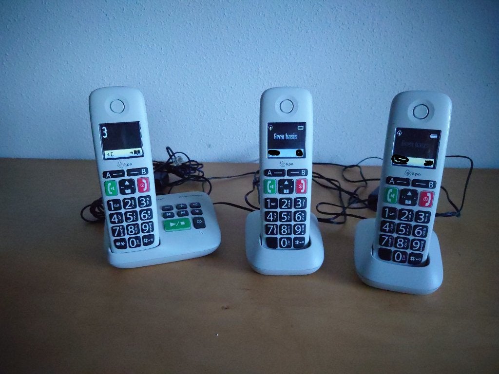 KPN Dallas Comfort draadloze DECT-telefoonset, Ophalen of Verzenden, Zo goed als nieuw, 3 handsets
