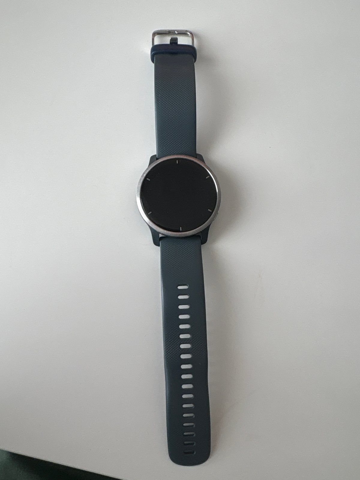 Garmin venu 2 met defect scherm, touch werkt nog, Verzenden, Gebruikt, Zwart
