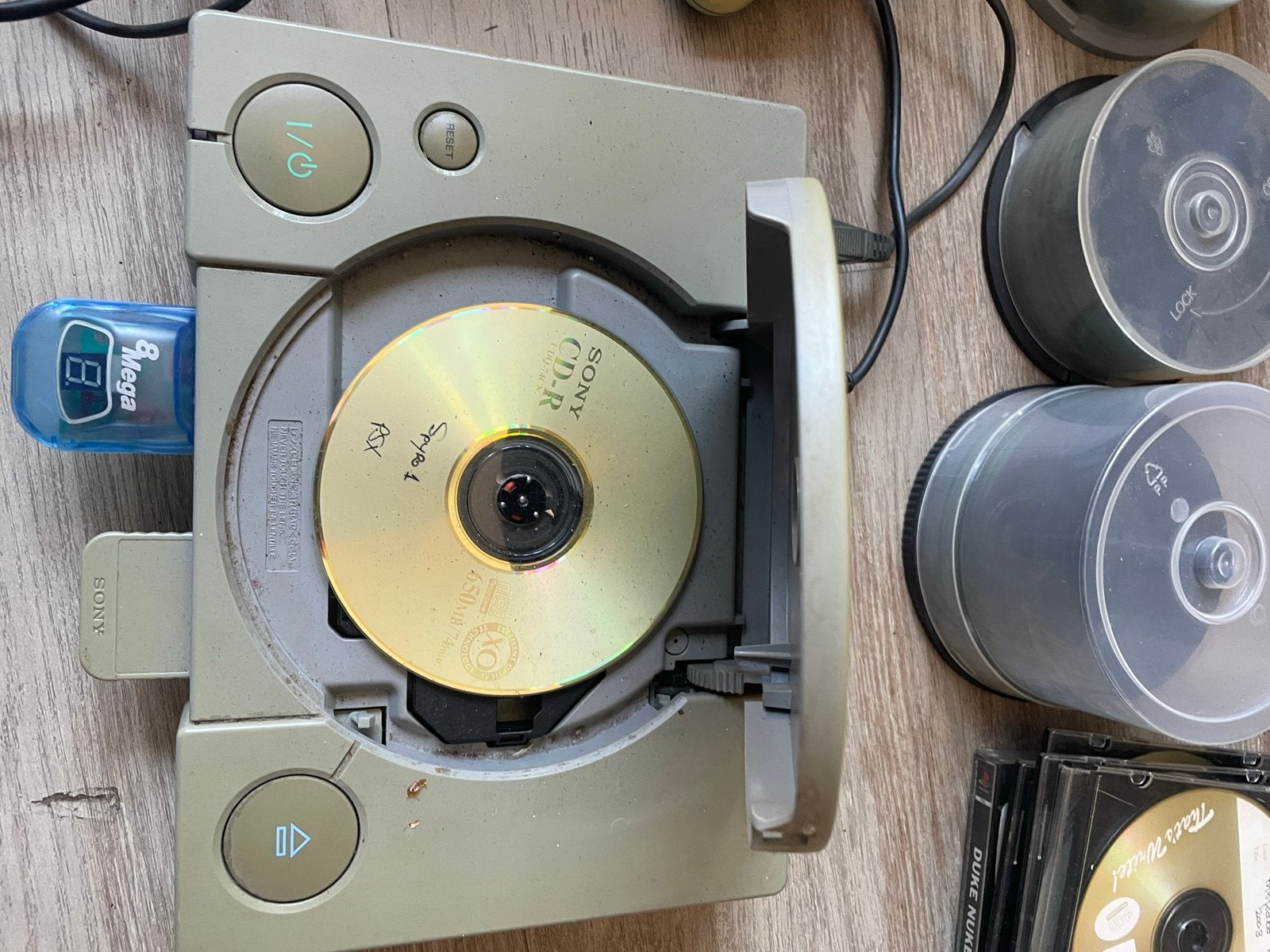 Sony PlayStation SCPH-5502 met controller en games, Spelcomputers en Games, Spelcomputers | Sony PlayStation 1, Gebruikt, Met 1 controller