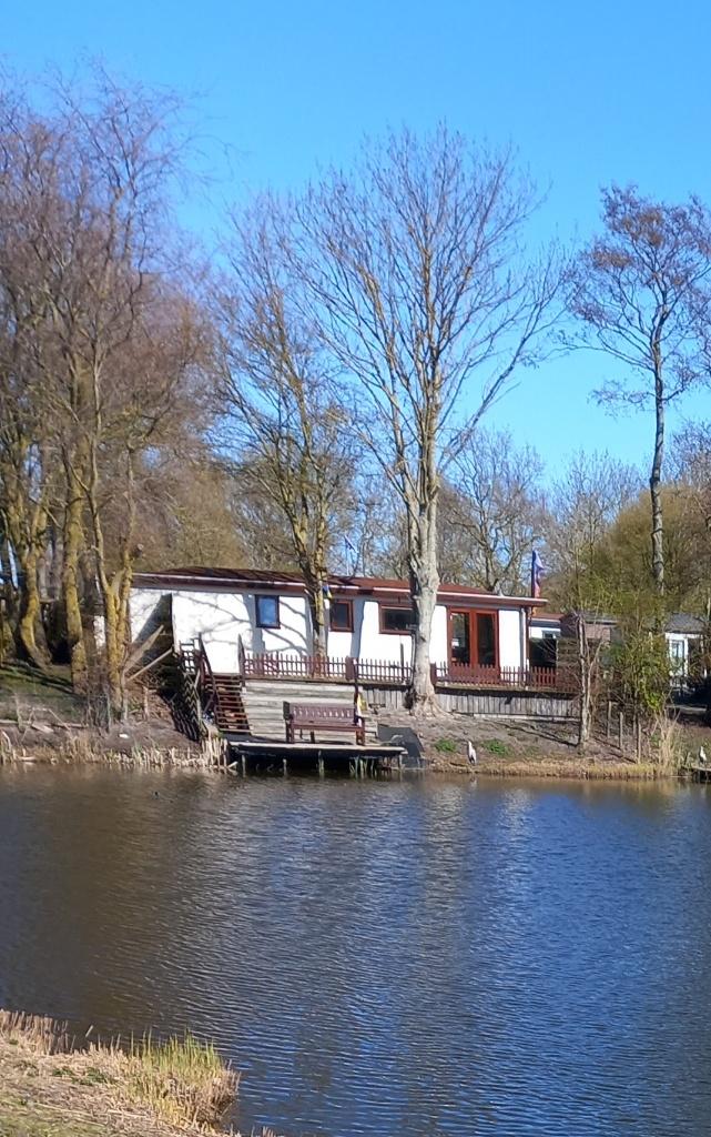 Chalet Makkum, Vakantie, Vakantiehuizen | Nederland, 2 slaapkamers, Recreatiepark, Wasmachine, Friesland