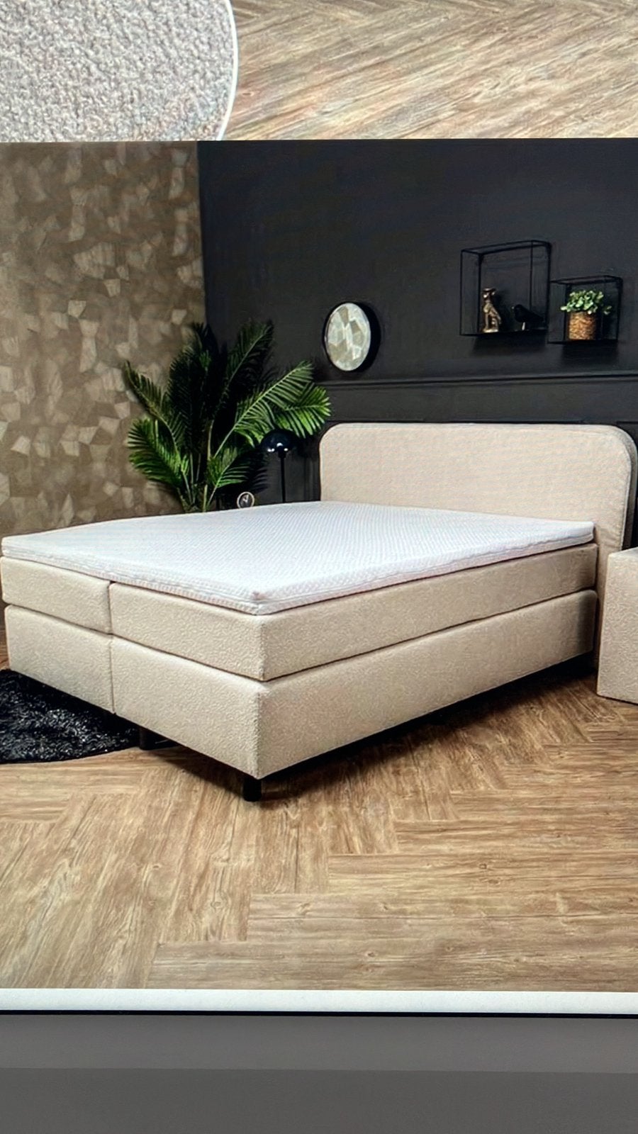 Mooie weinig gebruikte boxspring 140x210 (220 inc hoofdbord), Zo goed als nieuw, Twijfelaar, Stoer en zacht, 220 cm