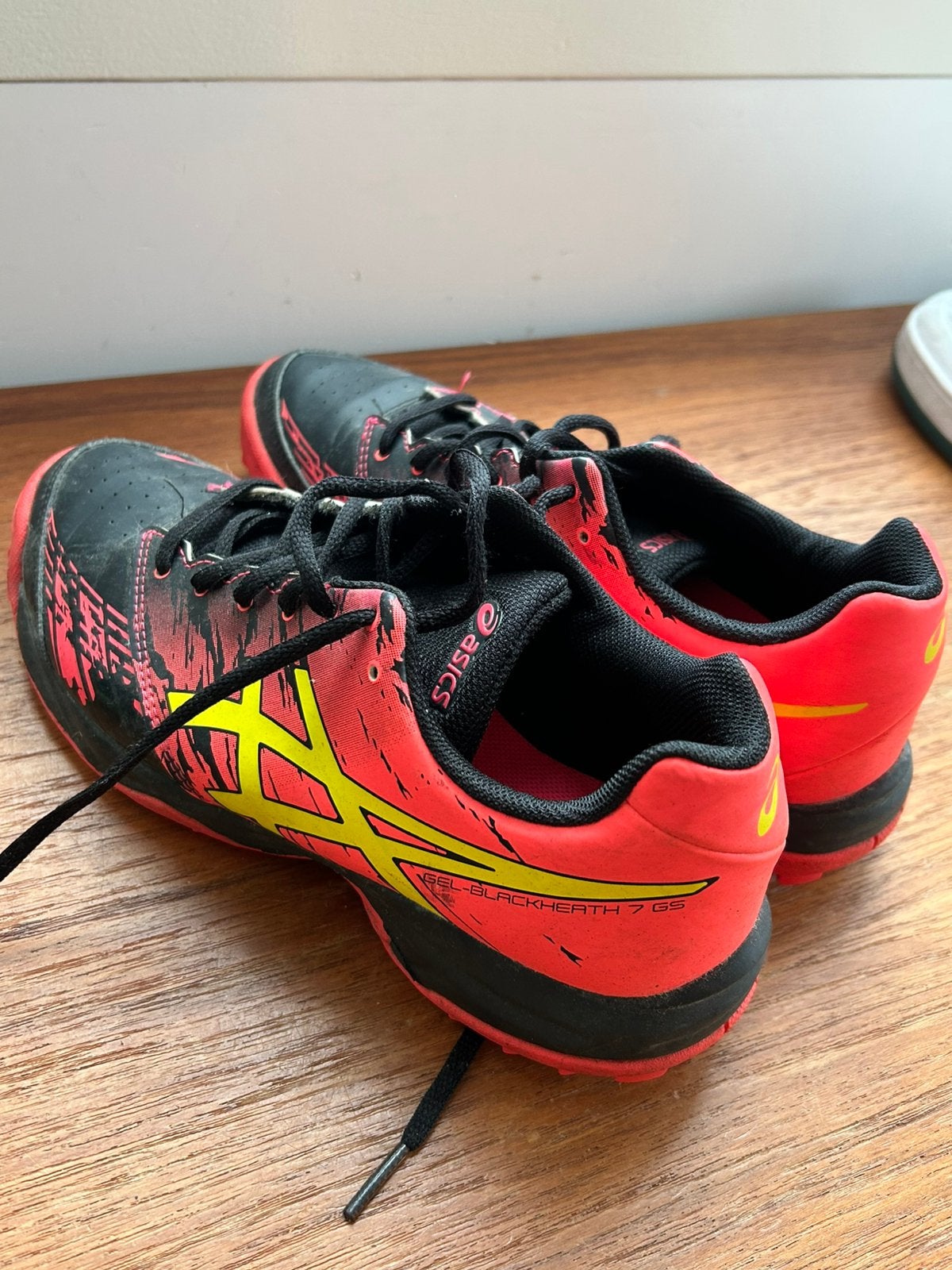 Korfbalschoenen buiten, Ophalen, Gebruikt, Schoenen