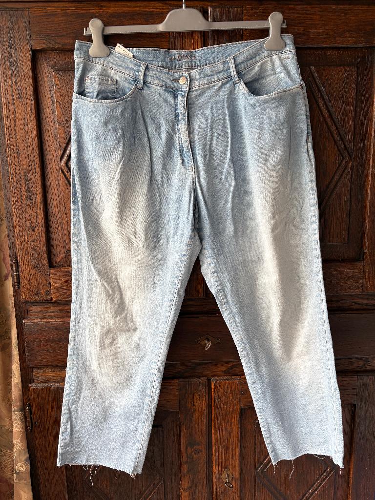 Lichtblauwe jeans, spijkerbroek, denim broek; Brax; 46, Ophalen of Verzenden, Zo goed als nieuw, Blauw, Broek of Spijkerbroek