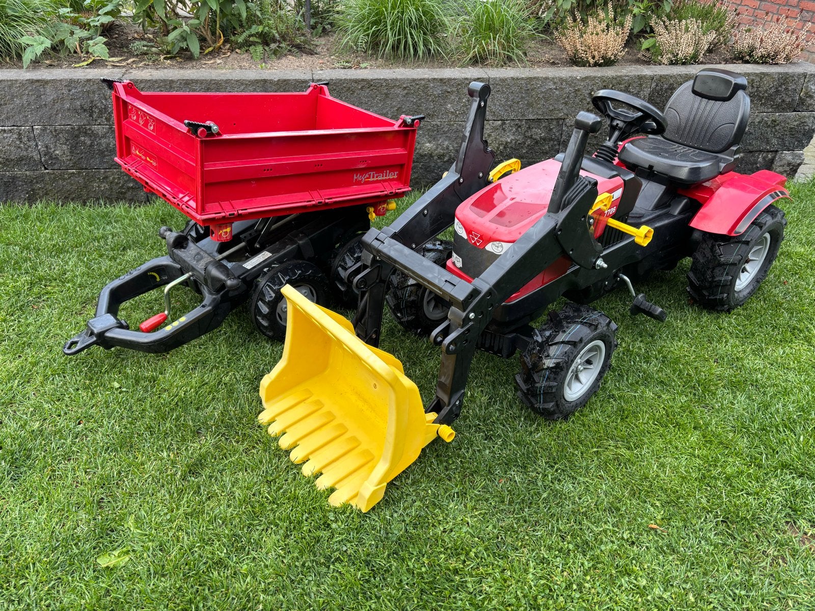Rolly Toys Massey Ferguson traptrekker, voorlader en trailer, Ophalen, Zo goed als nieuw, Trapvoertuig