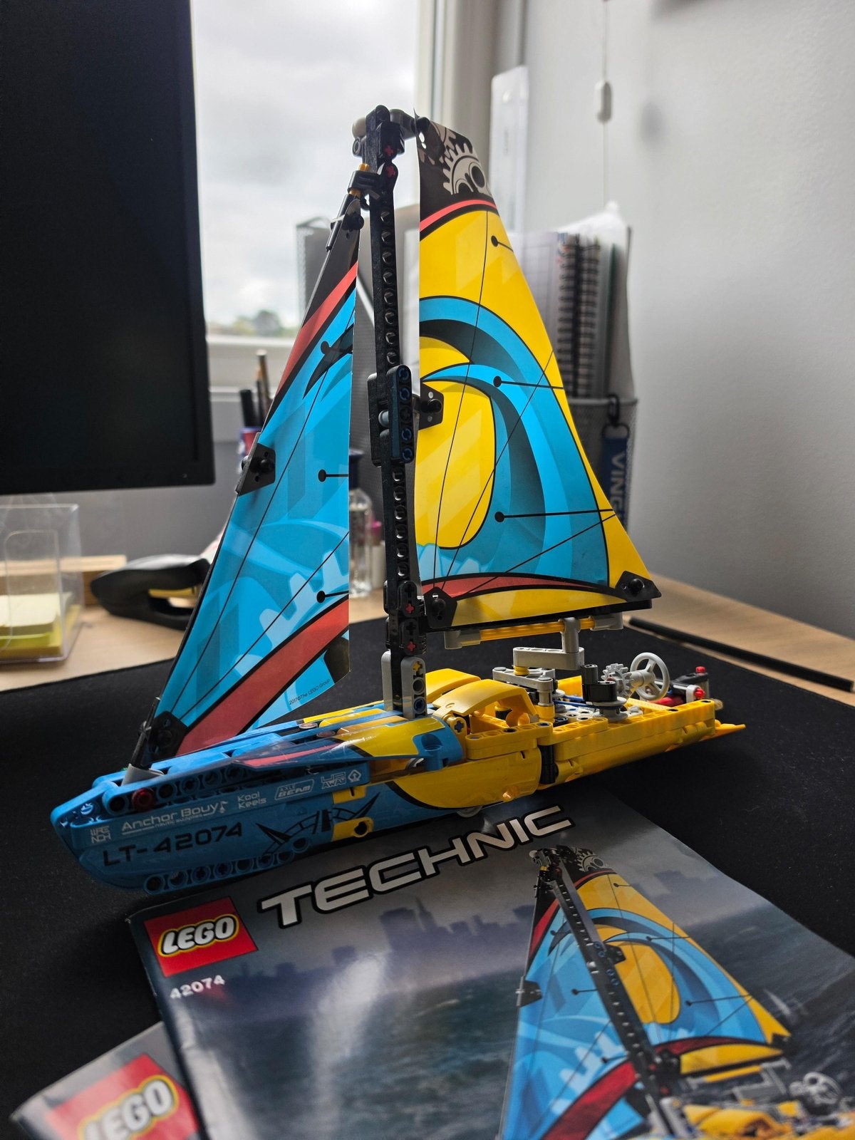LEGO Technic Zeilboot (42074) - Zo goed als nieuw, Lego, Ophalen of Verzenden, Zo goed als nieuw, Technic