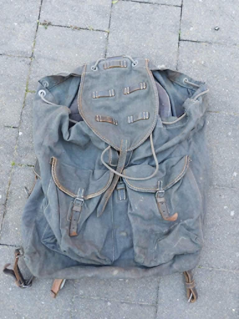 Duitse WO2 Luftwaffe rugzak, Verzamelen, Militaria | Tweede Wereldoorlog, Ophalen of Verzenden, Luchtmacht, Duitsland, Kleding of Schoenen