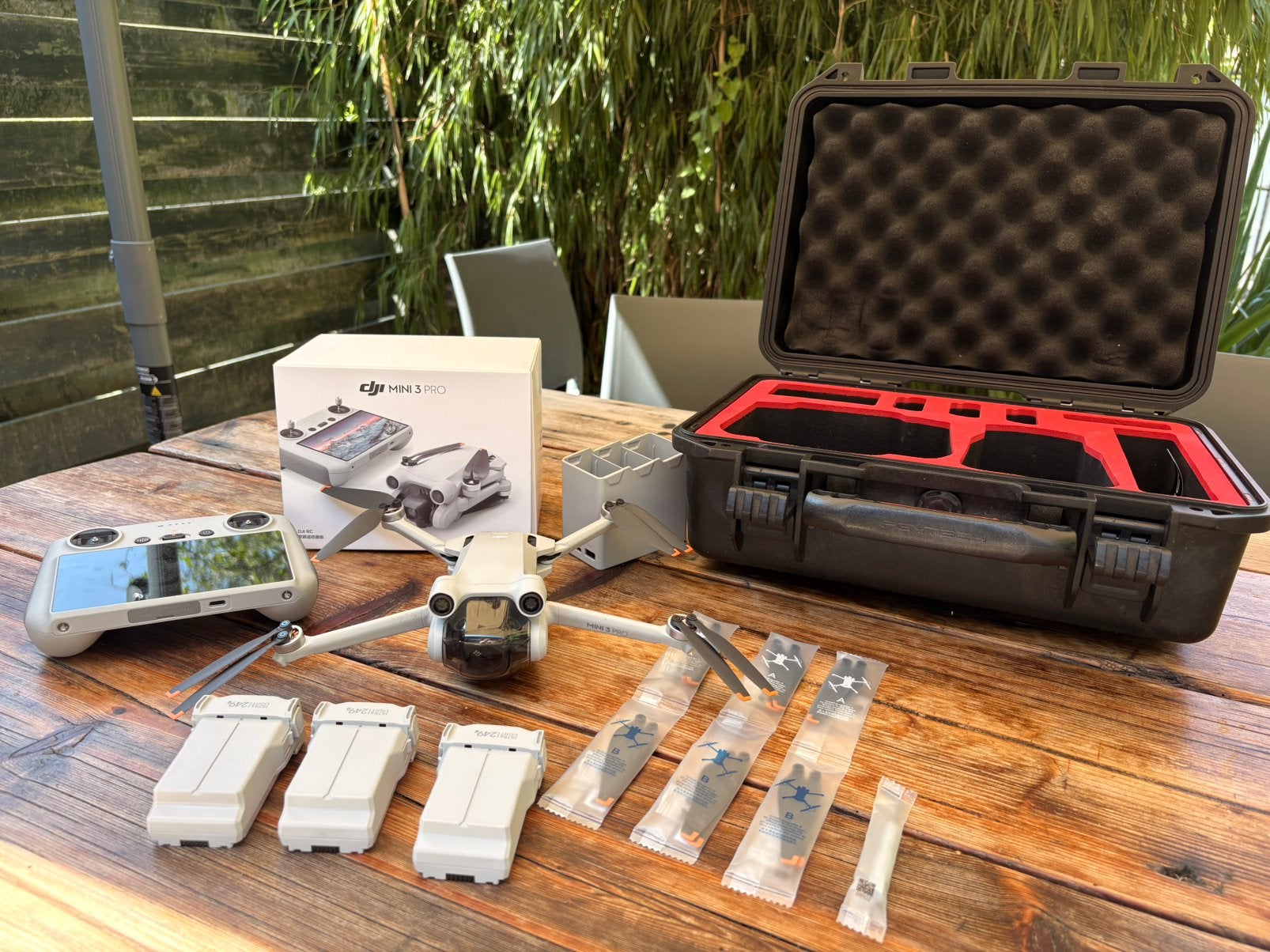 DJI mini 3 PRO | fly more | Pgytech koffer | 8 vlieguren, Audio, Tv en Foto, Drones, Return to Home, Ophalen of Verzenden, Zo goed als nieuw