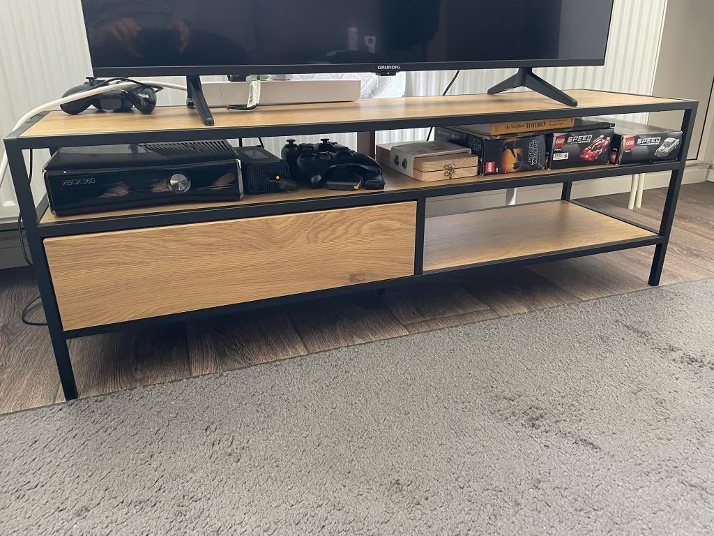TV meubel, Minder dan 50 cm, 100 tot 150 cm, Zo goed als nieuw, Modern