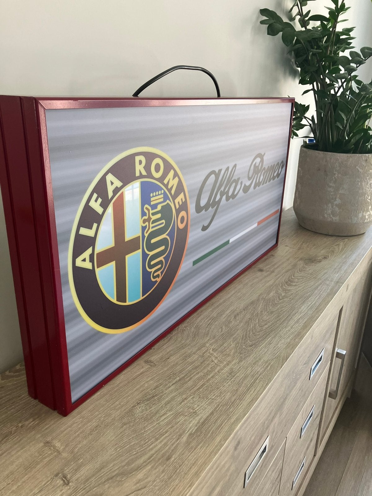 Lichtbak Alfa Romeo, Verzamelen, Merken en Reclamevoorwerpen, Ophalen, Zo goed als nieuw, Lichtbak of (neon) lamp