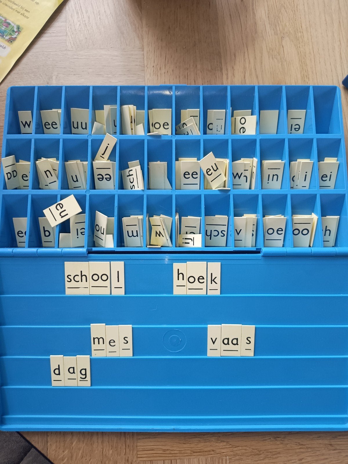 Letterbak voor leren lezen en spellen, Ophalen of Verzenden, Gebruikt, Taal en Lezen