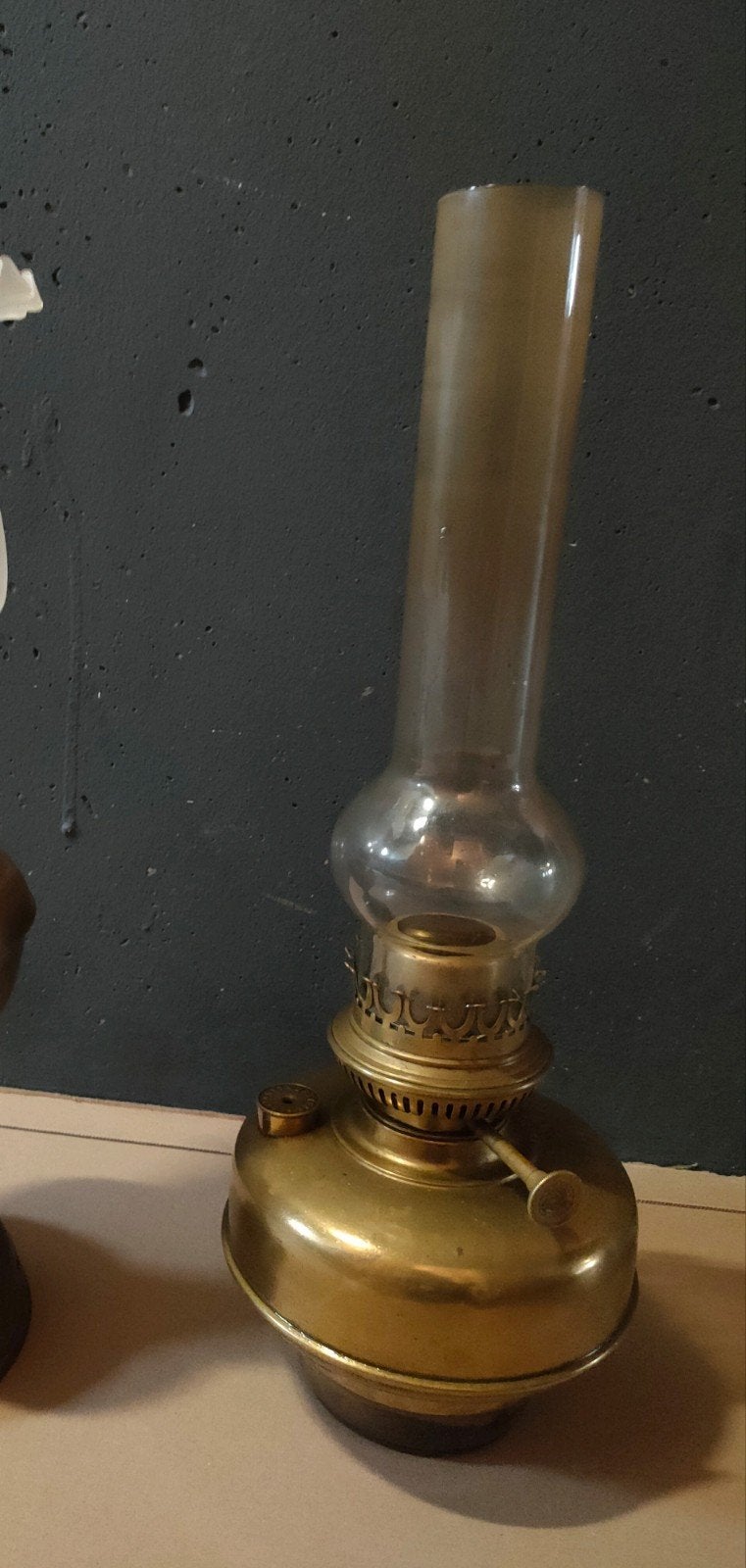 Antieke koperen olie lamp L&B, Ophalen