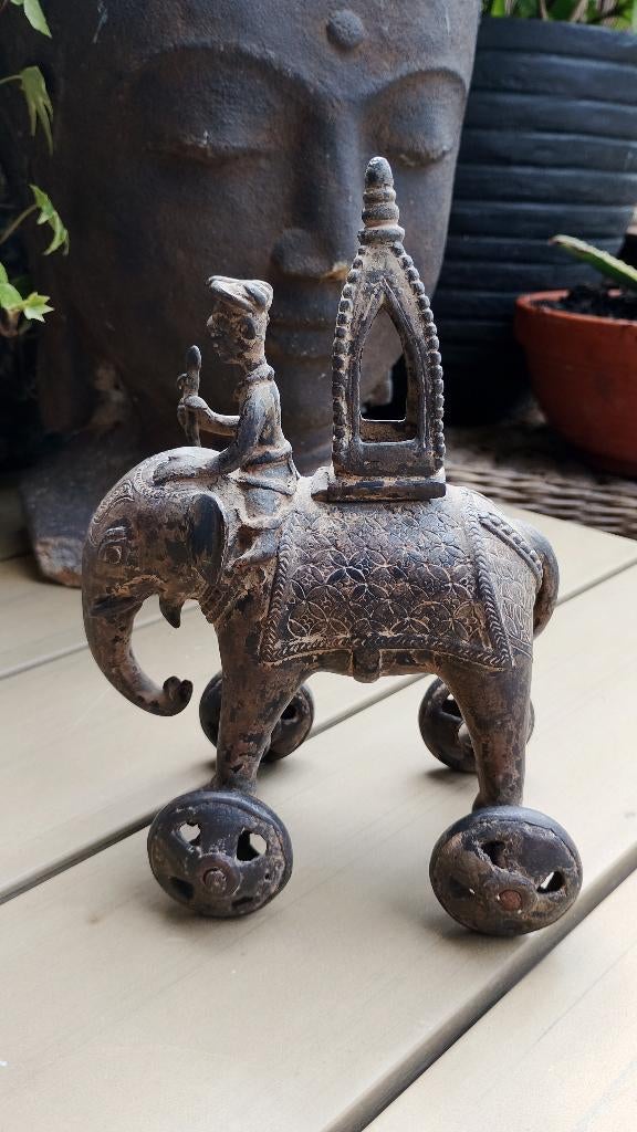 Antiek speelgoed van brons van een olifant made in India, Ophalen of Verzenden