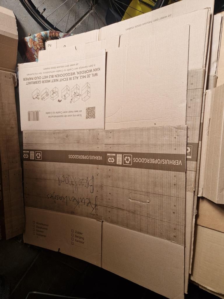 56 stuks, verschillende verhuisdozen, Ophalen, Doos