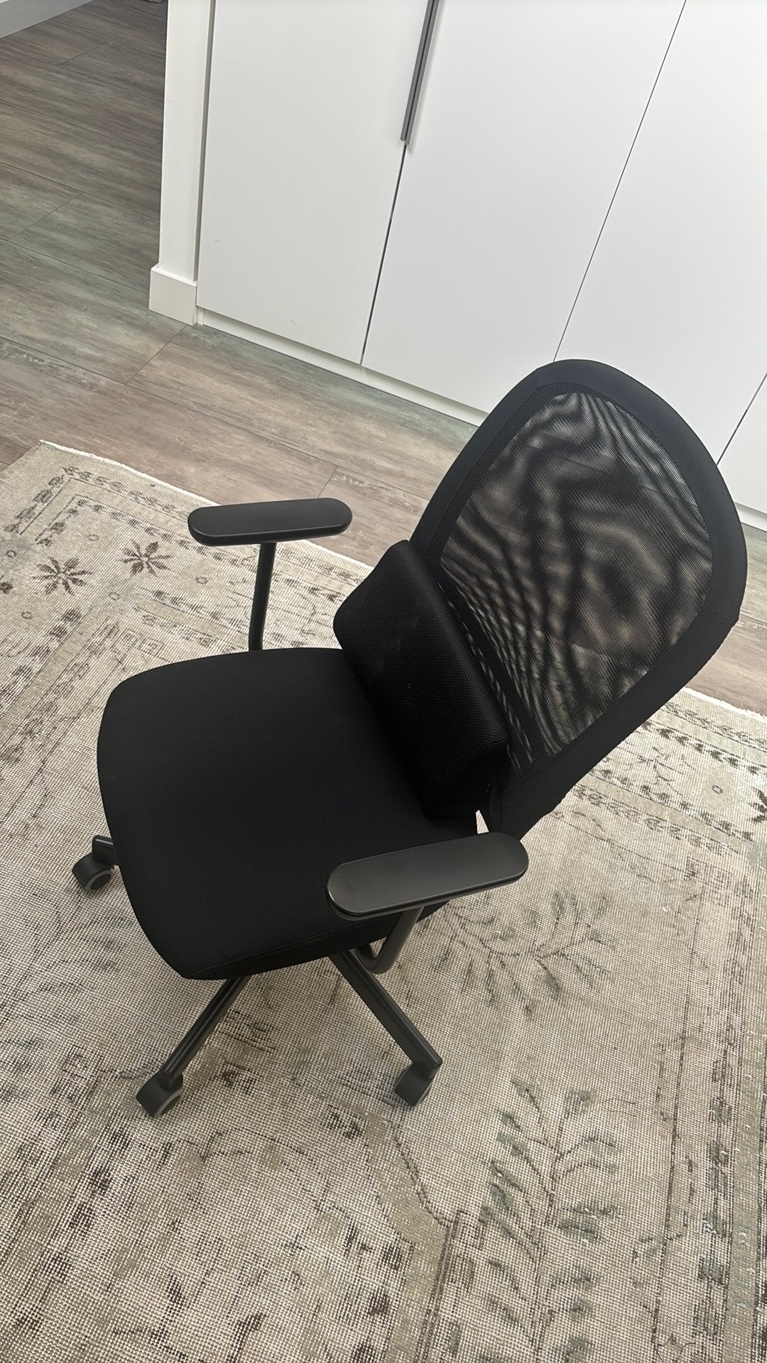 Foto 4 van Zwarte Bureaustoel - Comfortabel en Ergonomisch