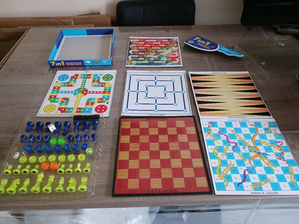 Schitterend mooi nieuw en compleet spel, Vijf spelers of meer, Ophalen of Verzenden, Nieuw