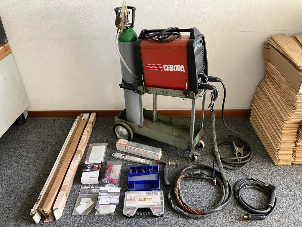 Cebora Sound TIG las apparaat AC-DC 1835/M, Doe-het-zelf en Verbouw, Gereedschap | Lasapparaten, Ophalen, Gebruikt, 150 tot 250 ampère