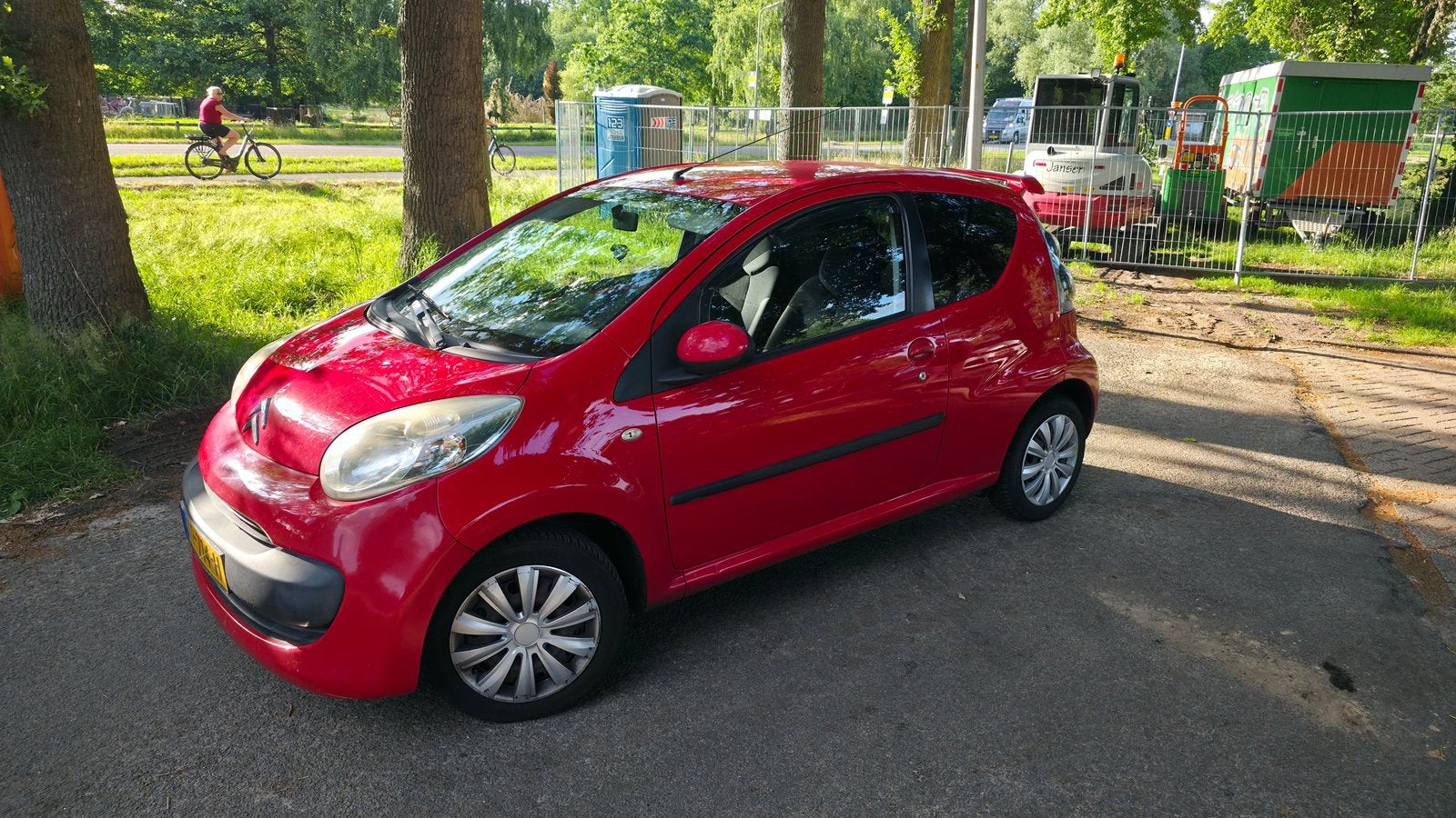 Citroën C1 1.0 3-DRS Sensodrive 2008 Rood, Auto's, Stof, 4 stoelen, C1, 68 pk