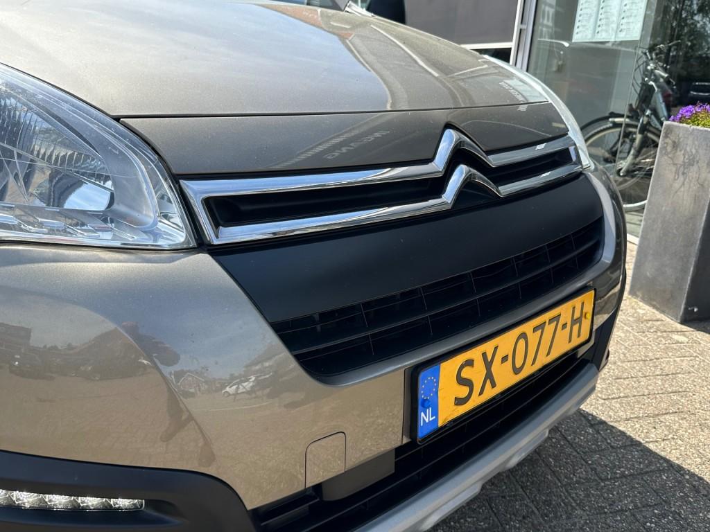 Citroen BERLINGO 1.2 PURETECH FEEL, Auto's, Euro 6, 1199 cc, Bruin, Handgeschakeld
