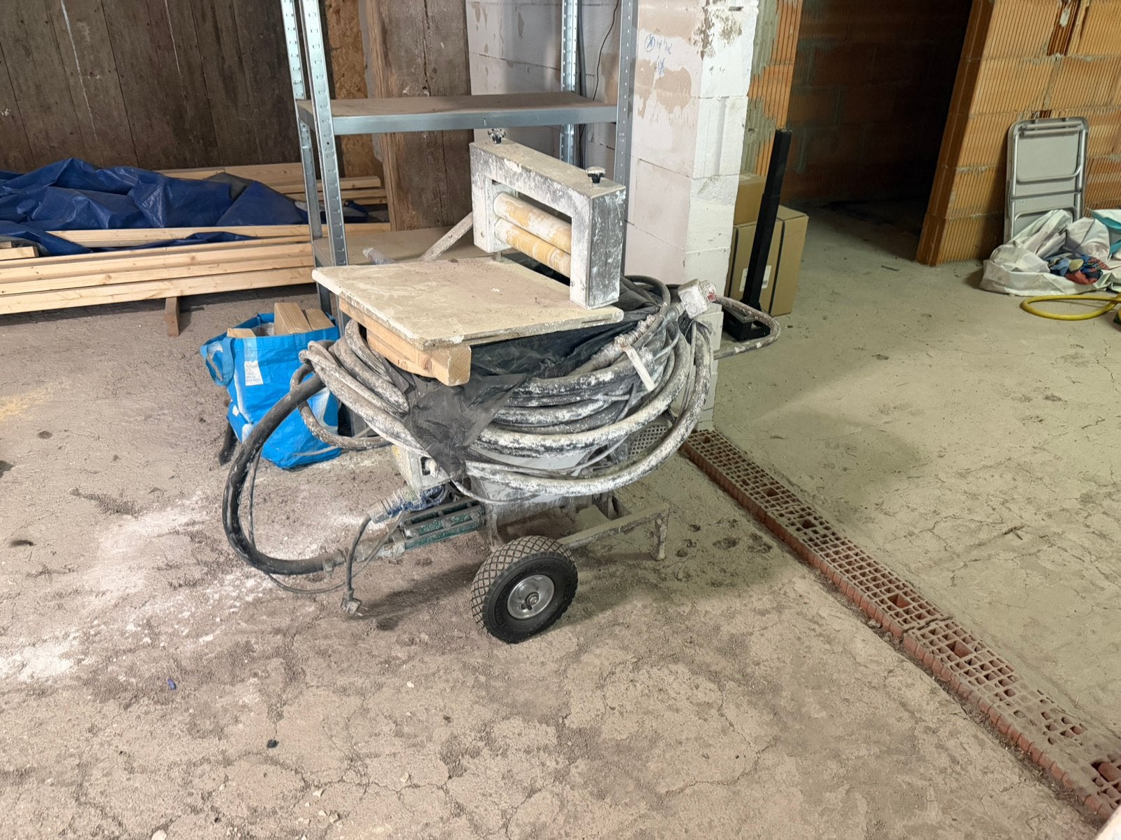 Spackspuit, Doe-het-zelf en Verbouw, Minder dan 25 liter, Ophalen, Gebruikt, Minder dan 200 liter/min