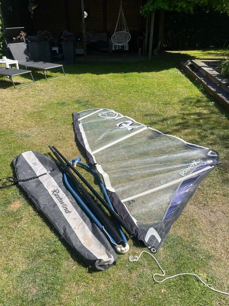Windsurfzeil PowerKid 3.6 met giek en mast, Ophalen, Gebruikt, Complete set