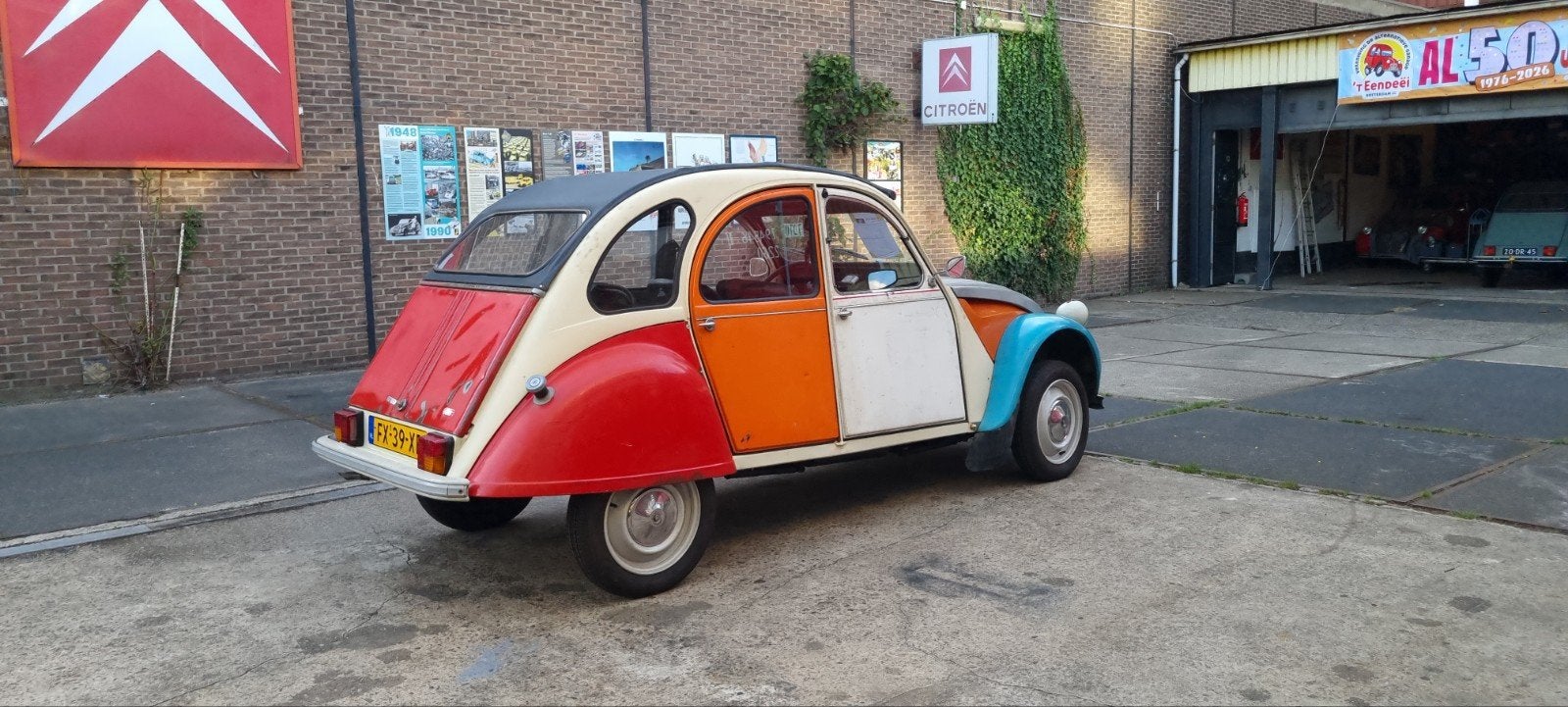 Citroën 2cv  0.6 1980, 602 cc, 595 kg, Beige, Origineel Nederlands