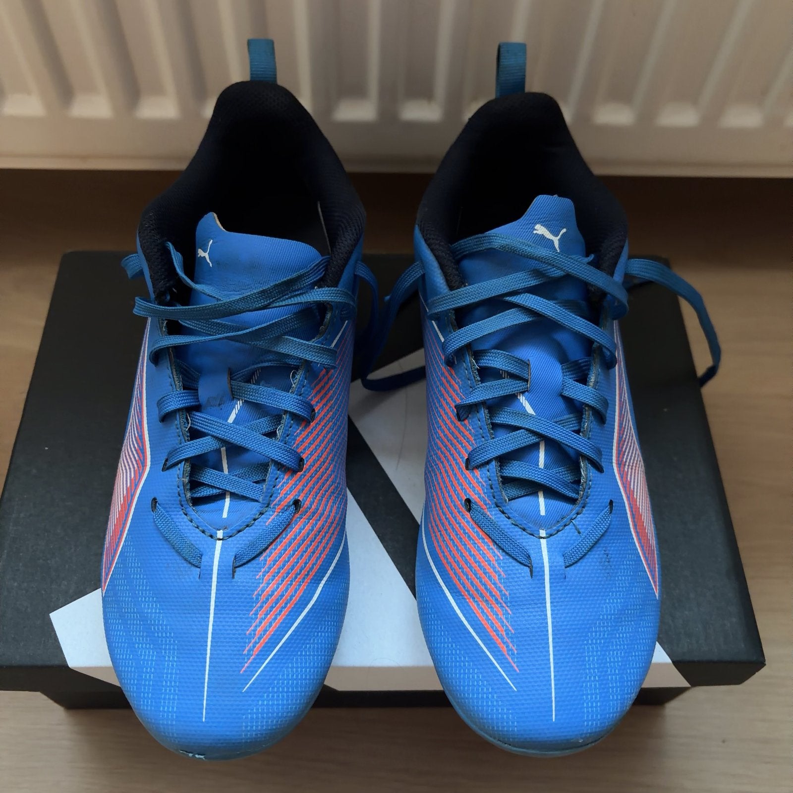 Puma voetbalschoenen 36 maat (bijna niet gebruikt), Ophalen of Verzenden, Zo goed als nieuw, Schoenen