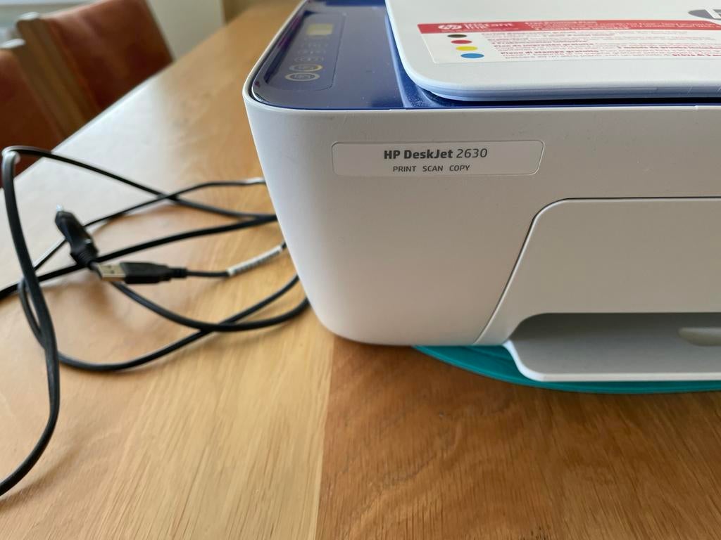 Te koop ZGAN  Hp Deskjet., Computers en Software, Printers, Ophalen, Zo goed als nieuw
