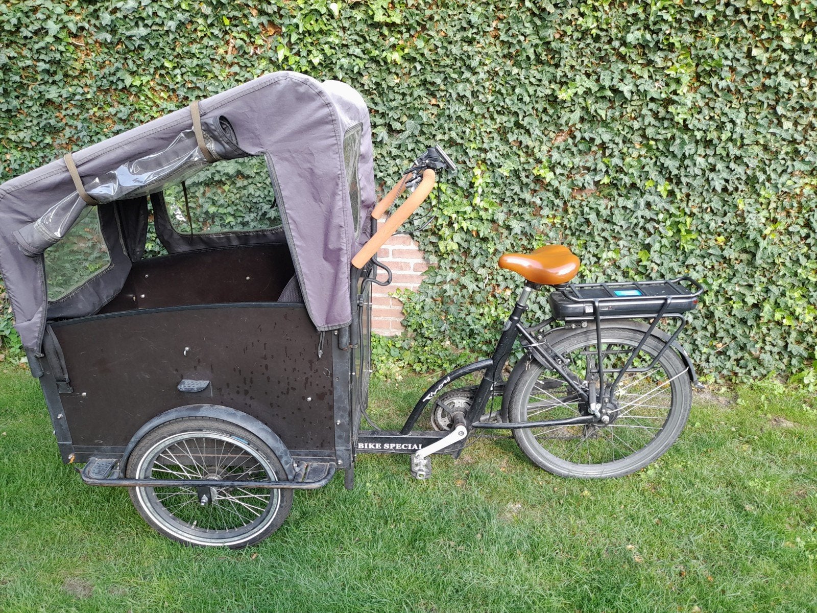 Elektrische bakfiets met huif - Troy Bike Special opknapper/, Overige merken, 4 kinderen of meer, Gebruikt, Ophalen of Verzenden