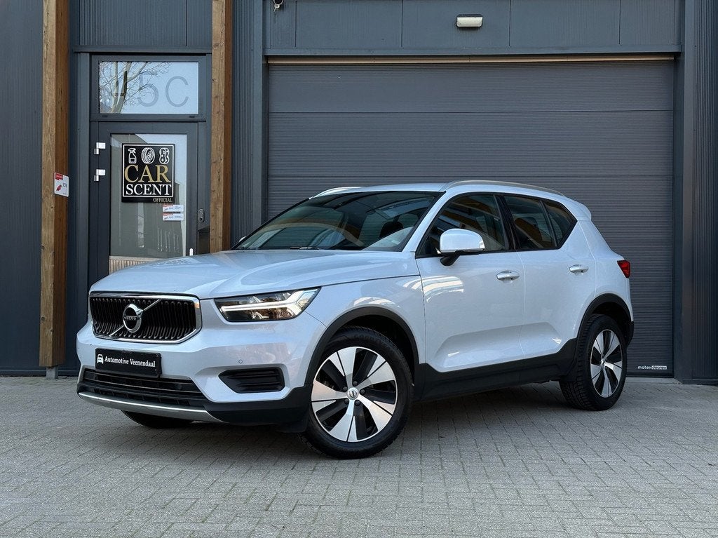 Volvo XC40 1.5 T2 Momentum Core Camera, Cruise Adaptive, Stu, Auto's, Volvo, Voorwielaandrijving, Gebruikt, Euro 6, 129 pk