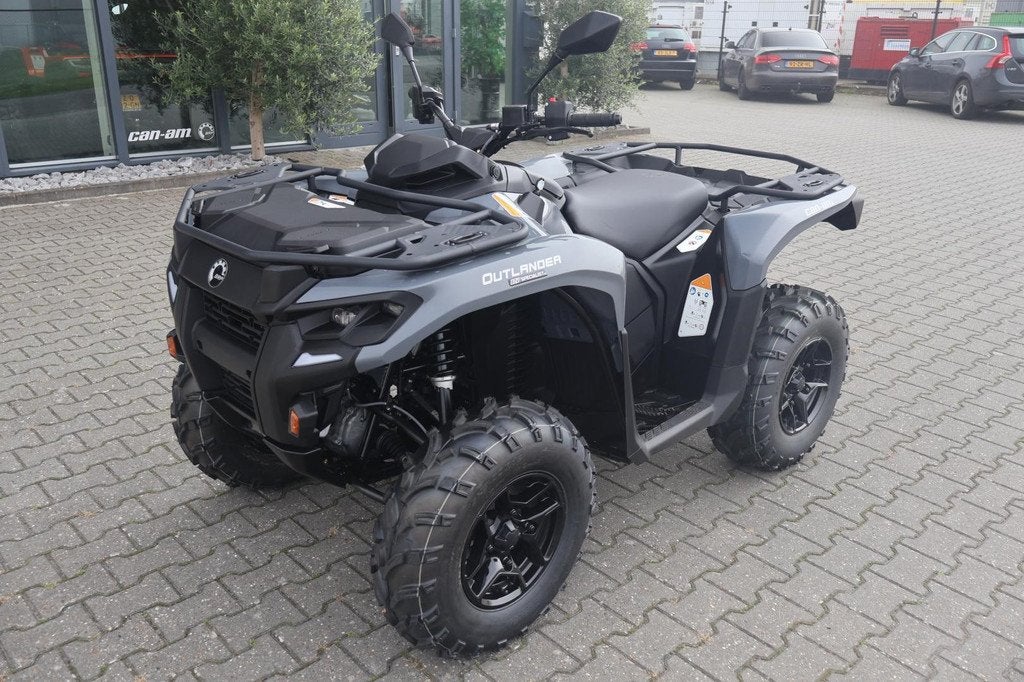 CAN-AM Outlander DPS 500 ABS QUAD nieuw T kenteken, BRP Can am, Infobrpbenelux@brp.com, Uchy 4-6
1006  Lausanne