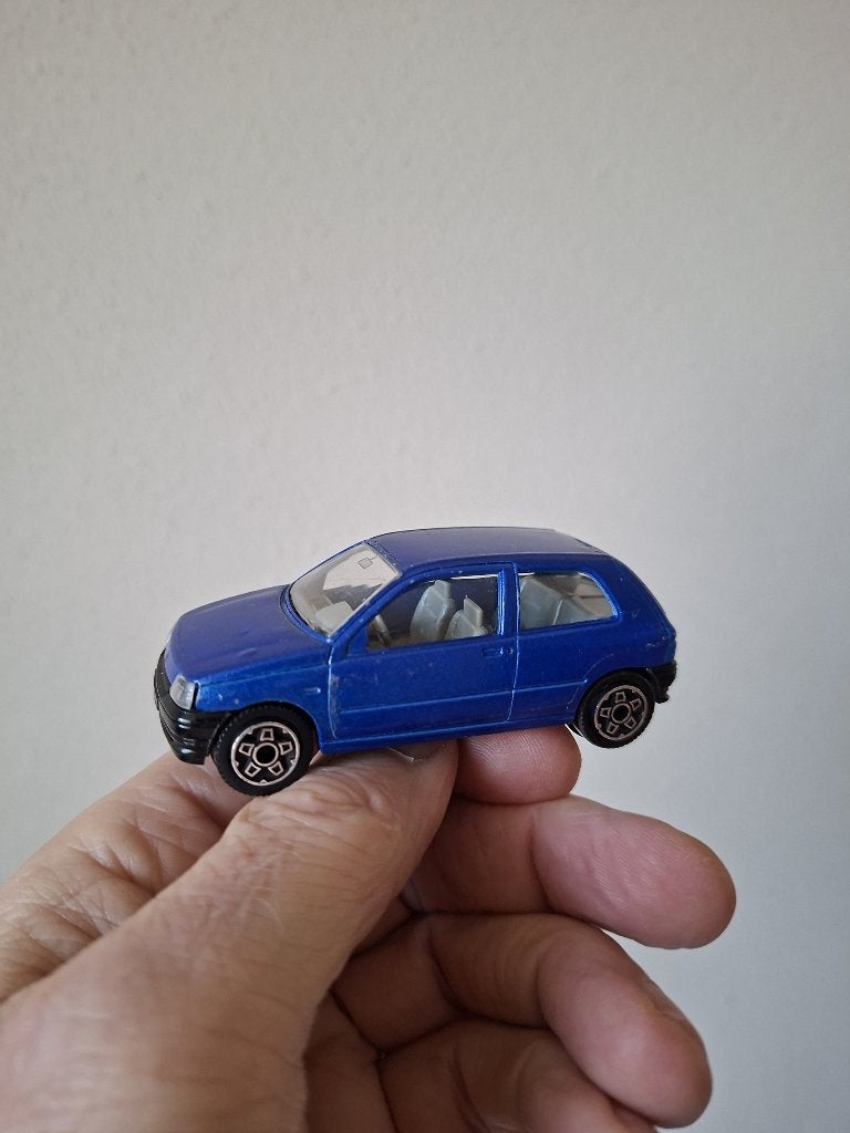 Renault Clio 1991 1:43 Bburago, Ophalen of Verzenden, Zo goed als nieuw, Auto