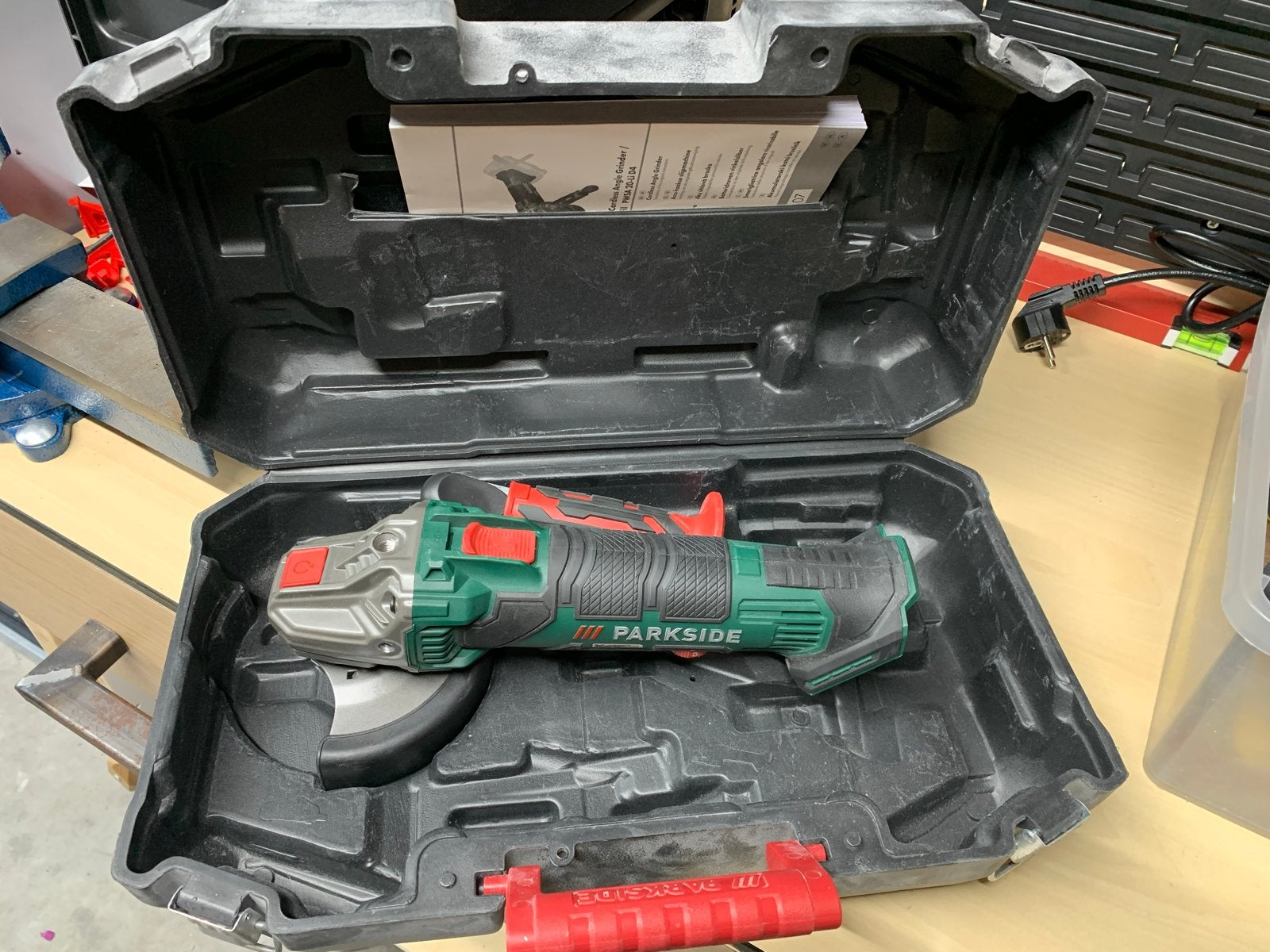 Parkside Haakse Slijper 20V - Weinig gebruikt, zonder accu, Ophalen of Verzenden, Zo goed als nieuw, Haakse handslijpmachine