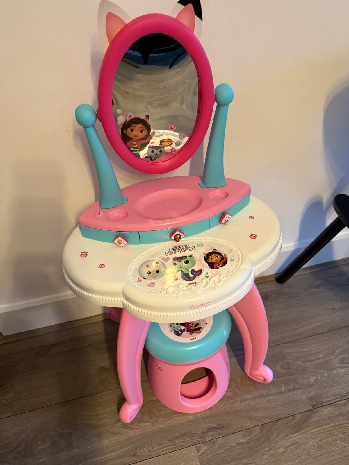 Gabby dollhouse kaptafel incl. accessoires en krukje, Ophalen, Zo goed als nieuw, Meisje