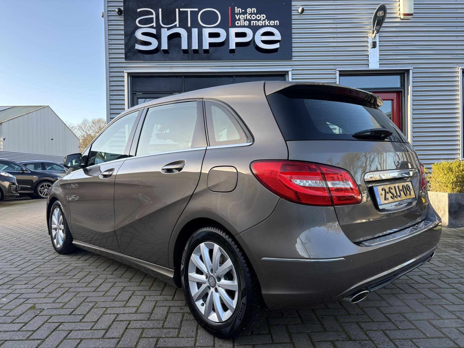 Mercedes-Benz B-klasse 180 Ambition -AUTOMAAT-1STE EIGENAAR!, Automatische klimaatregeling, 1325 kg, Gebruikt, 4 cilinders