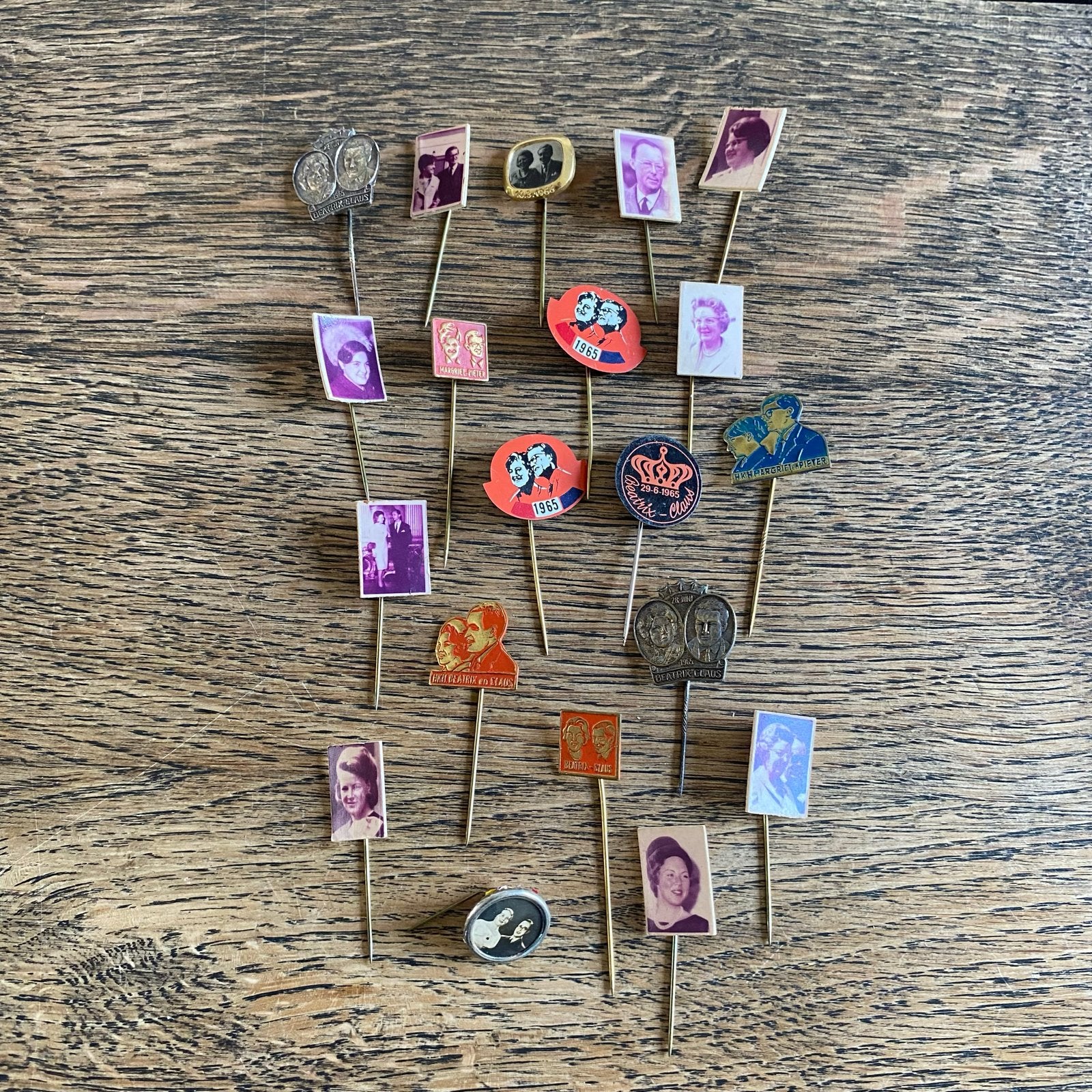 Vintage Speldjes / Pins - Koninklijk Huis & Jubilea, Verzamelen, Ophalen of Verzenden, Gebruikt, Overige onderwerpen, Speldje of Pin