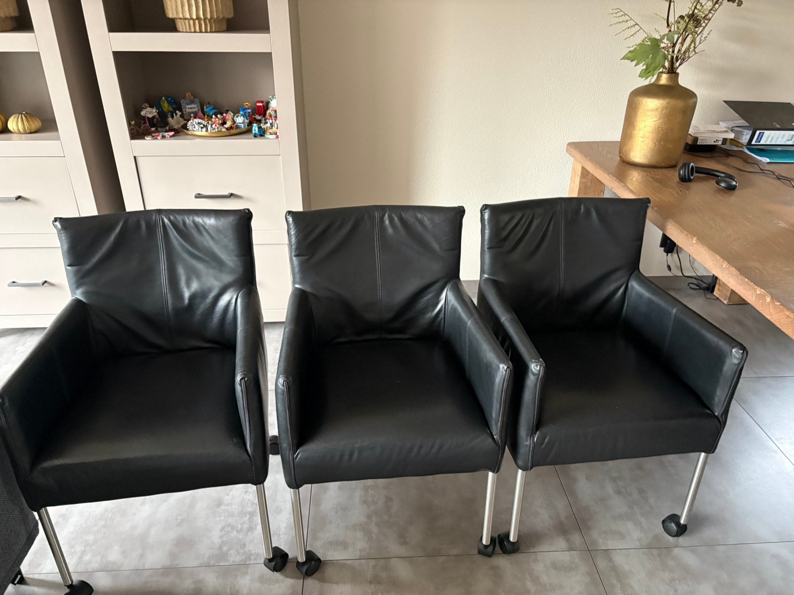 :  6 zwarte leren eetkamerstoelen met wieltjes, Ophalen, Gebruikt, Zwart, Leer