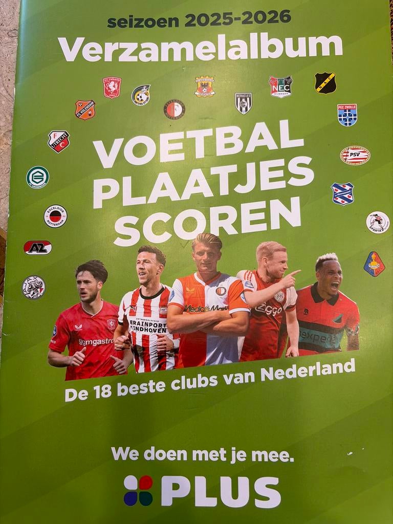 Compleet PLUS Voetbalplaatjes Verzamelalbum 2025-2026, Ophalen of Verzenden, Zo goed als nieuw, Overige binnenlandse clubs, Boek of Tijdschrift