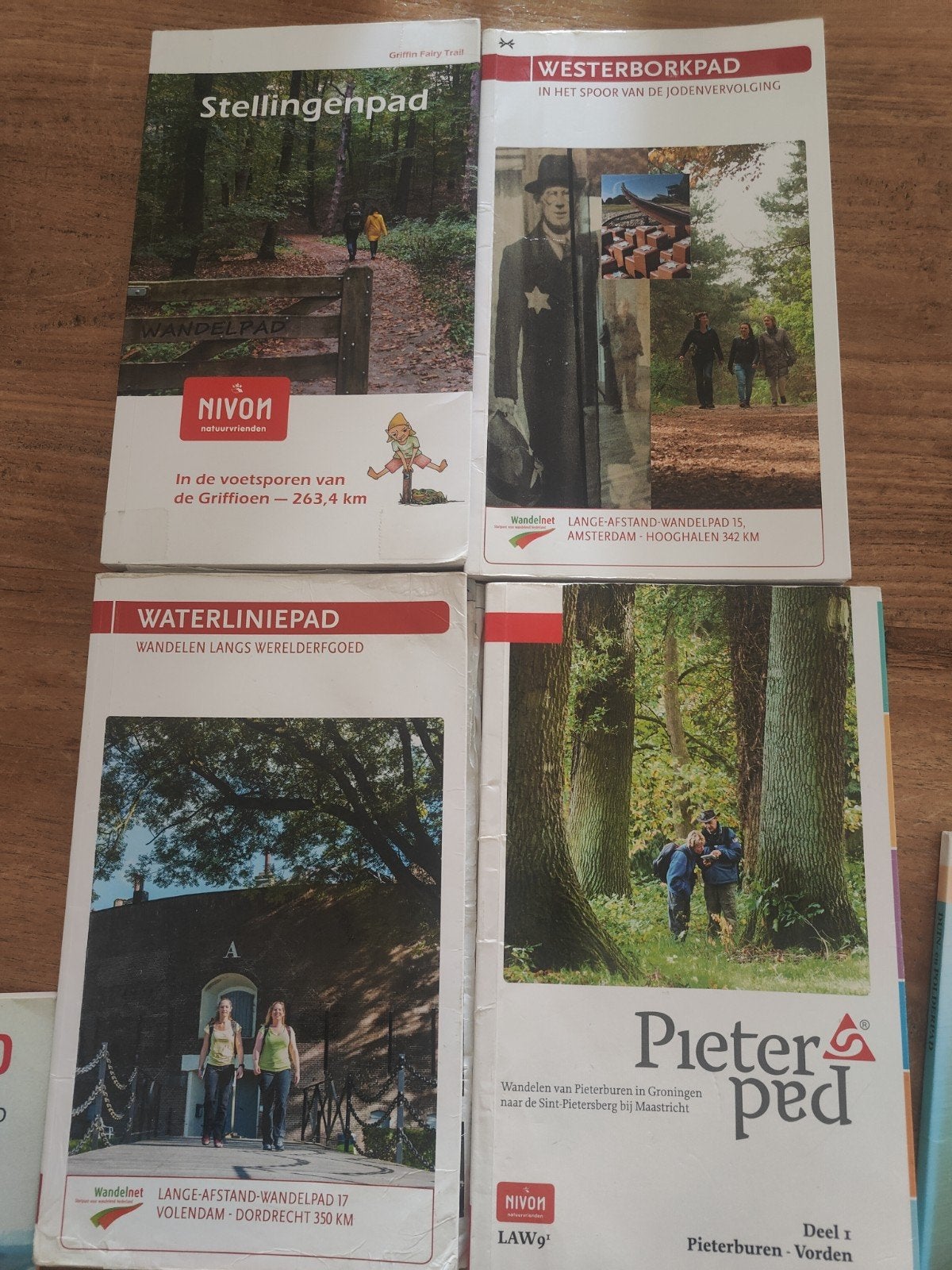 Diverse gebruikte wandelboekjes - Ontdek Nederland te voet, Fiets- of Wandelgids, Ophalen of Verzenden, Benelux, Gelezen