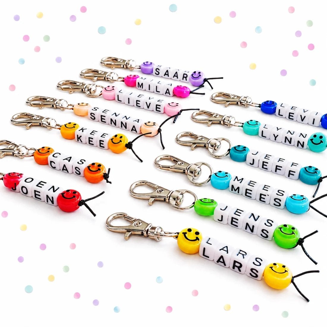 Gepersonaliseerde Smiley Naam Sleutelhanger € 0.90 Traktatie, Handgemaakt, Nieuw, Meerkleurig, Ophalen of Verzenden