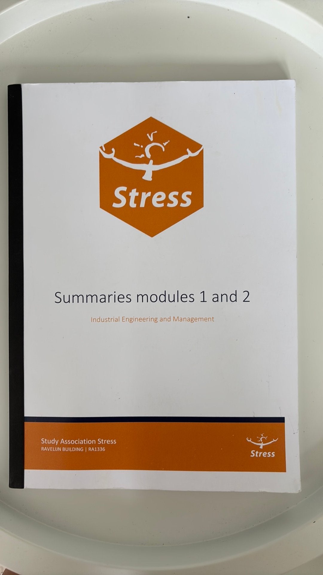 Summaries modules 1 and 2, Ophalen of Verzenden, Zo goed als nieuw