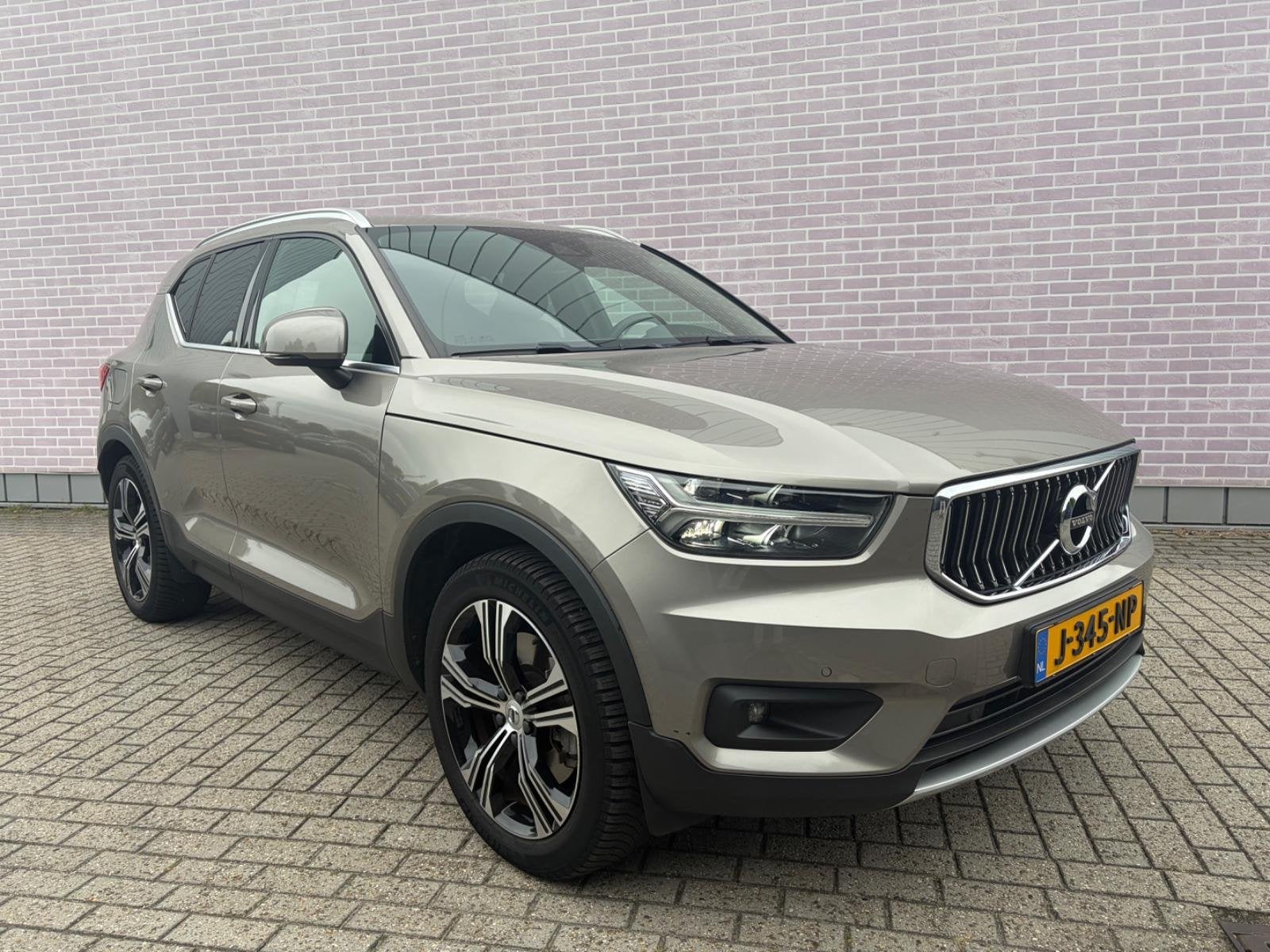 Volvo XC40 1.5 T5 Recharge Inscription | Plug-in Hybrid (PHE, Euro 6, 1712 kg, Hybride Elektrisch/Benzine, 3 cilinders