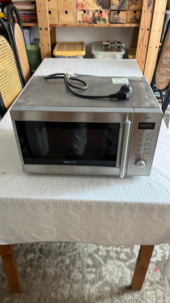 Metellick oven met toebehoren, Ophalen of Verzenden, Zo goed als nieuw, Oven