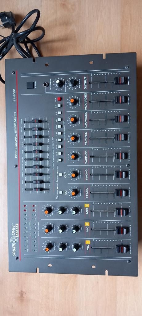 Conrad Soundmixer SA-2020 Professionele Mengpaneel, Muziek en Instrumenten, Mengpanelen, Ophalen, Gebruikt, 5 tot 10 kanalen, Microfooningang