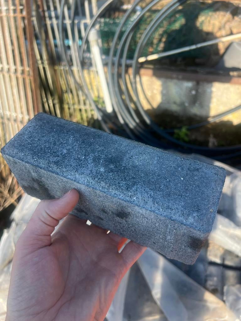 Betonstraatstenen, antraciet, 21x7x8 mm nieuw, Tuin en Terras, Tegels en Klinkers, Ophalen, Klinkers, 5 tot 10 m², Zo goed als nieuw