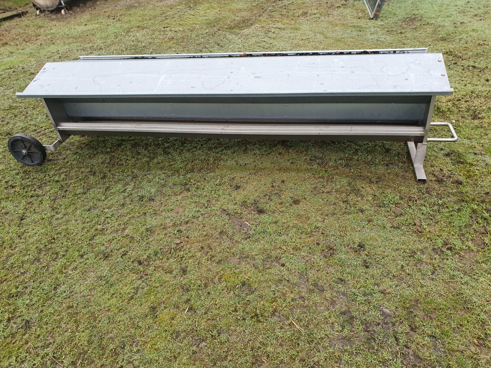 Crape feeder  lammeren voerbak, Ophalen of Verzenden, Metaal