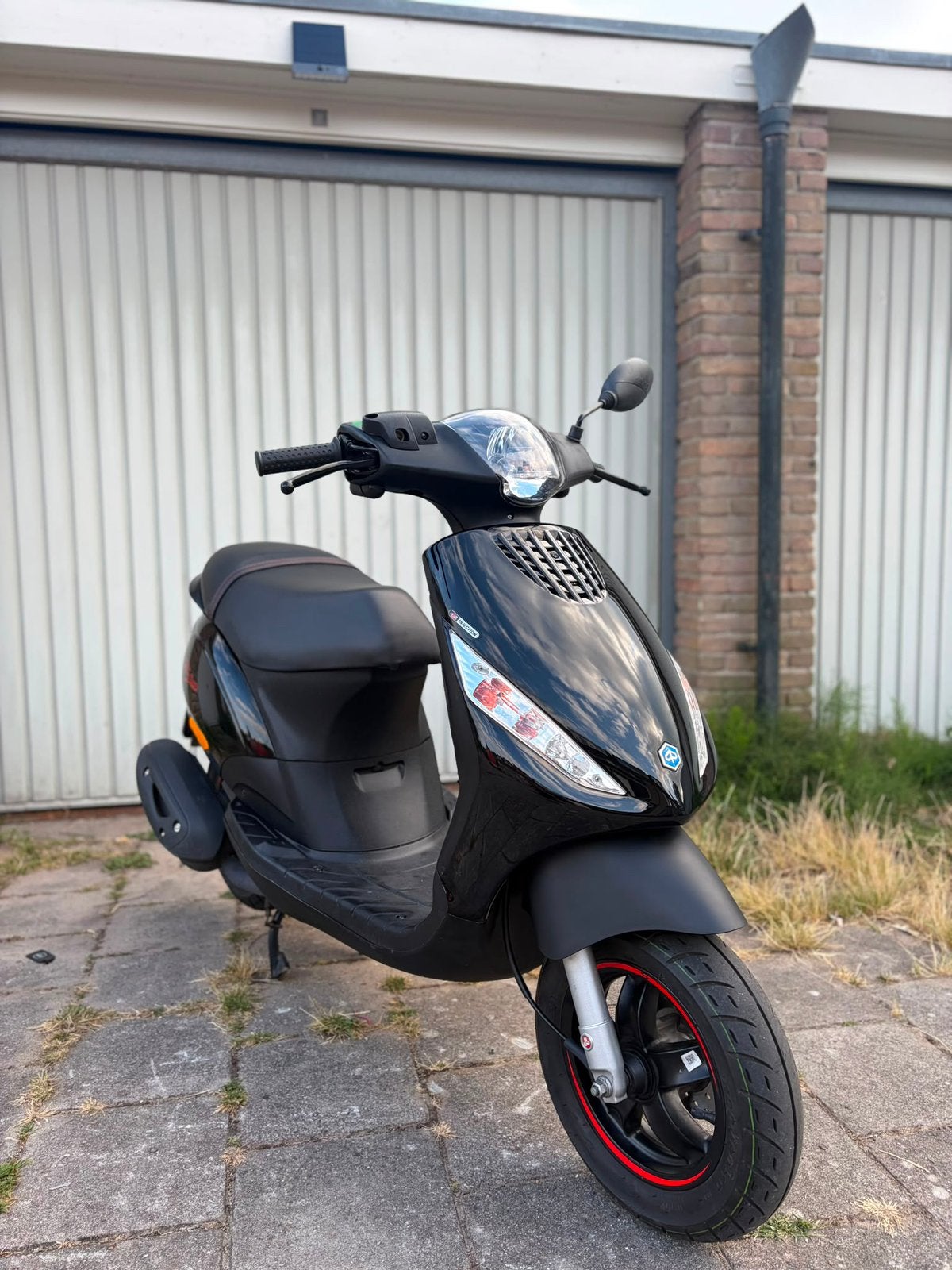 Piaggio Zip I-Get 2022 - 4626 KM + Alarm, Ophalen, Maximaal 45 km/u, Zip, Zo goed als nieuw