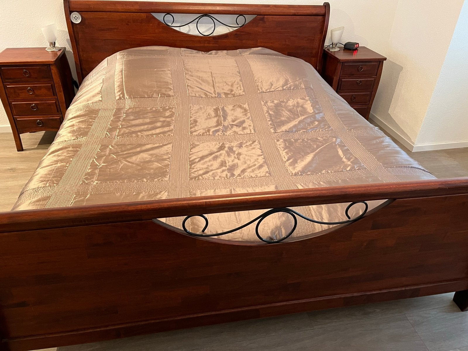 Compleet slaapkamer kersen massief 180/90x200, Ophalen of Verzenden, Gebruikt, Jongetje of Meisje