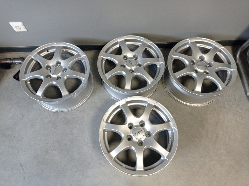 Nette 16 inch LM-velgen 5 x 114,3 Toyota, Auto-onderdelen, Banden en Velgen, Ophalen, Gebruikt, Velg(en), 16 inch